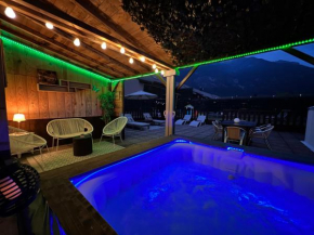 Rooftop 2 -Jacuzzi Privé au pied du Mont -Blanc